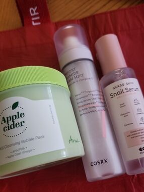 COS Pink and Silver Comfort Ceramide Foam Mist